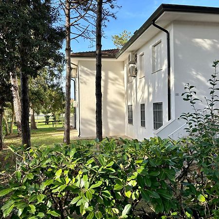 Villa Giorgio 2 Mare E Pineta Bibione Exterior foto